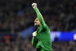 多纳鲁马经纪人：正在和巴黎谈续约，没有他巴黎赢不了欧冠冠军