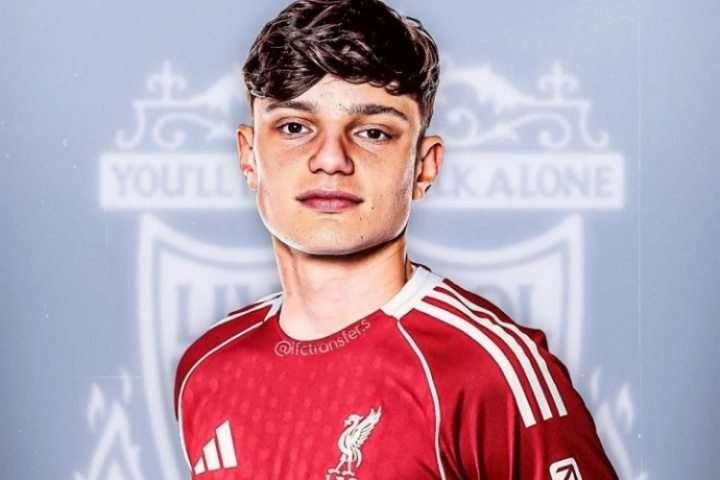 华体会官方-要价4000万欧！意媒：利物浦3500万欧报价18岁中卫莱奥尼被拒