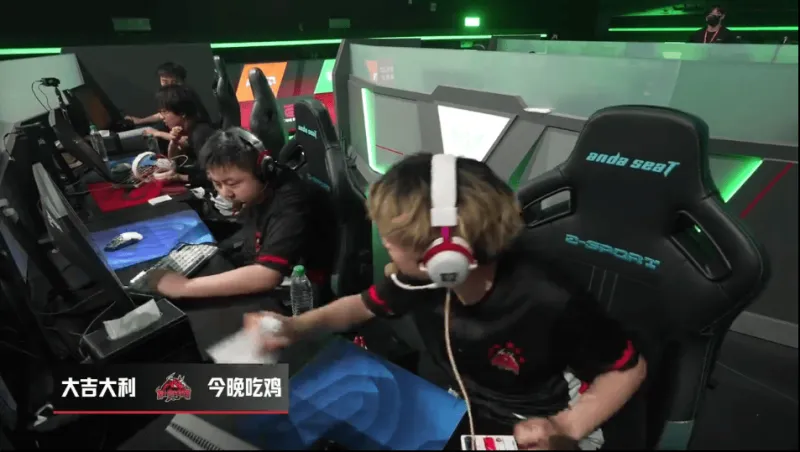 华体会体育-PCL秋季赛周中赛W2D3R1：NH吃鸡，单局7淘汰