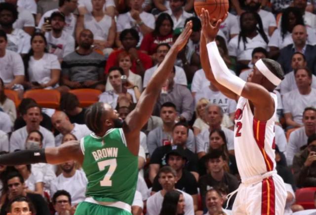 华体会官网-历史数据昭示绿军G2必须取胜 若输球或宣判死刑