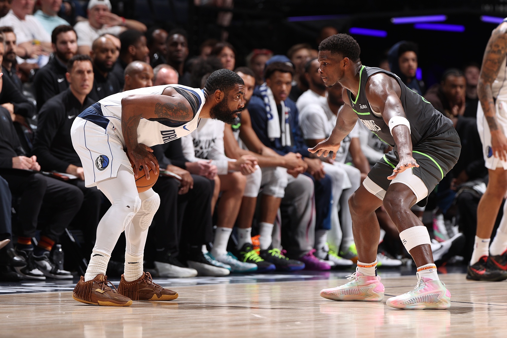 华体会体育-帕金斯：独行侠要重建 而欧文都33岁了 森林狼和雄鹿该争取他