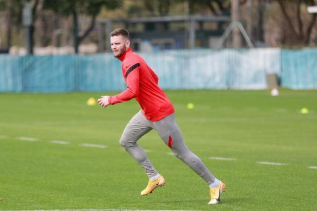 华体会网站-海港：迈斯托罗维奇左膝十字韧带断裂 需恢复6-8月